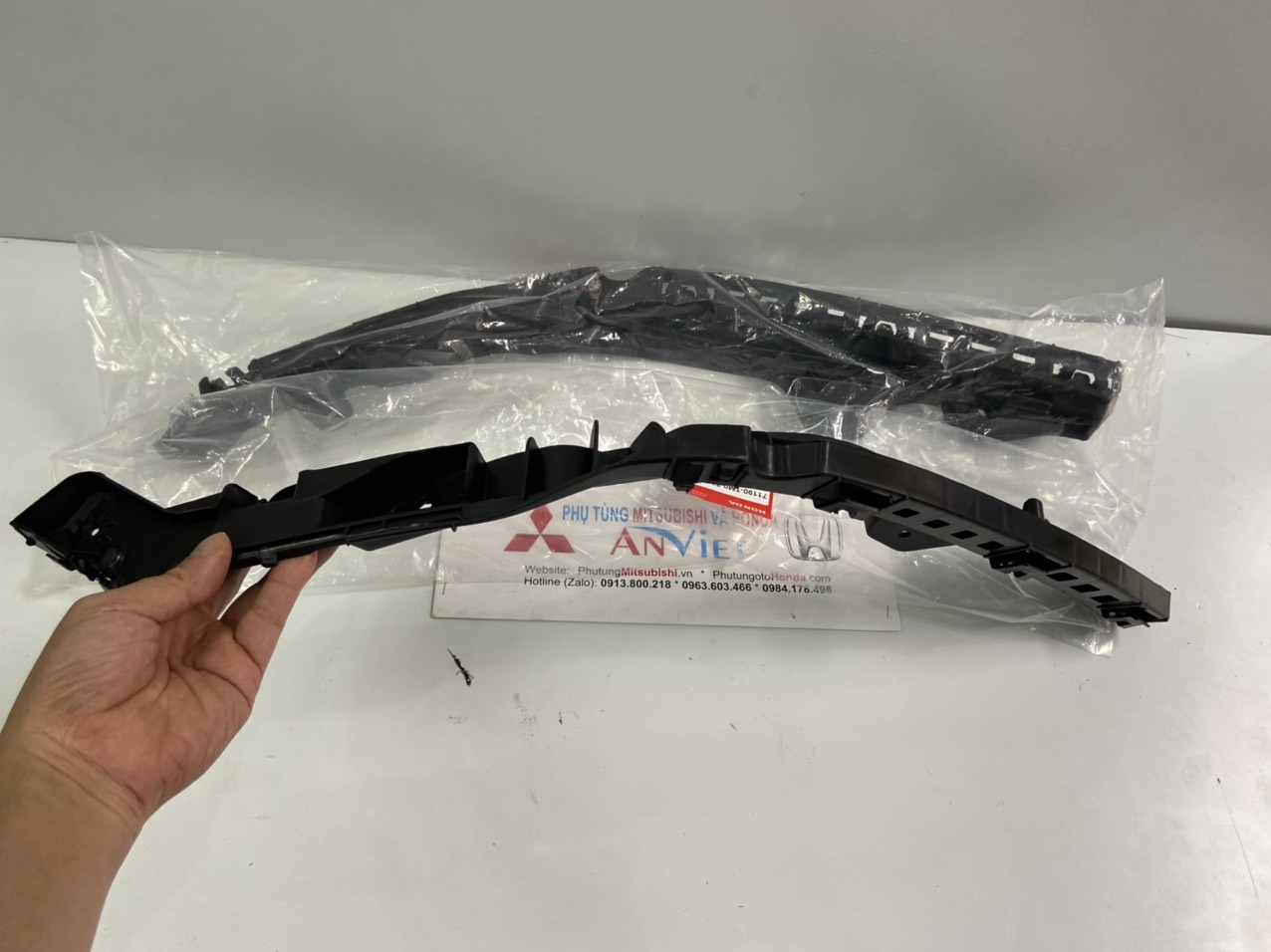 Cá cài cản trước xe Honda CITY 2013